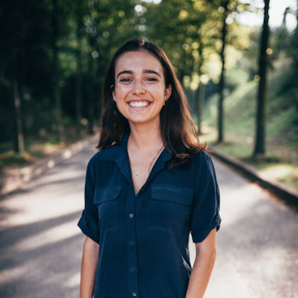 Meet your Posher, Carolina